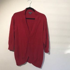3/4 sleeve red open front cardigan.